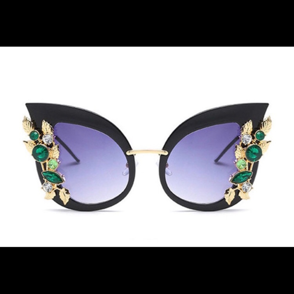 Cat eye glamour shades